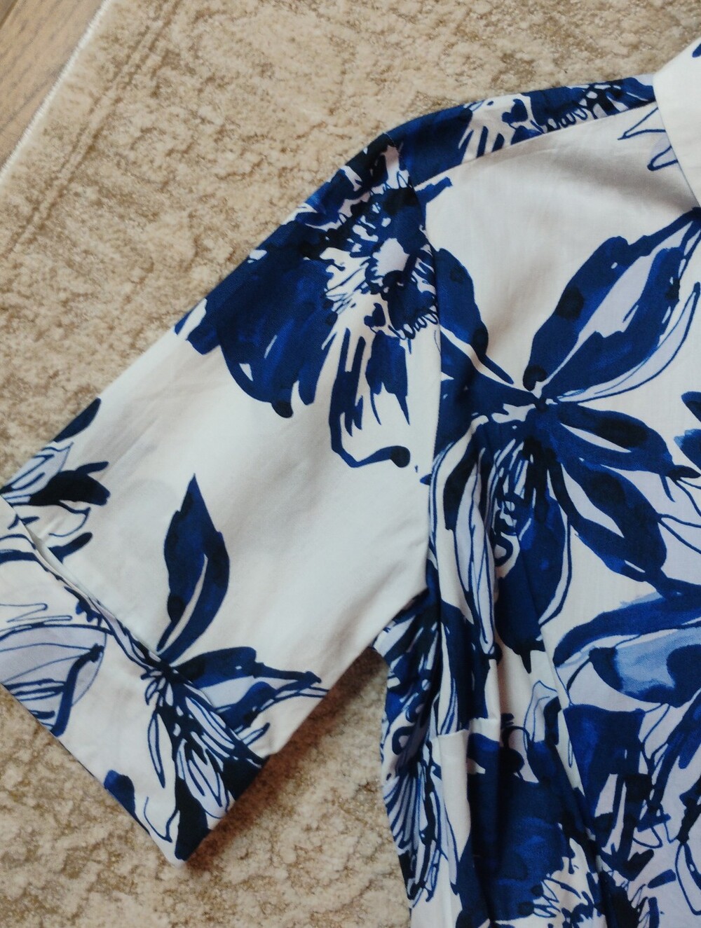 NWT 4 DKNY Blue And White Abstract Floral Short Sleeve Midi Shirt Dress NEW - Picture 4 of 10